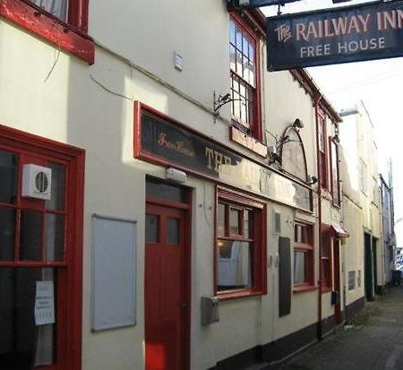 The Railway Inn 道利什 外观 照片