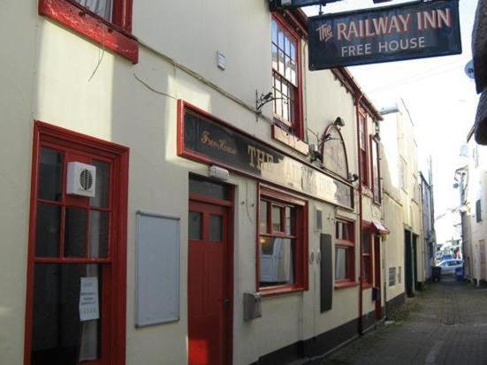 The Railway Inn 道利什 外观 照片